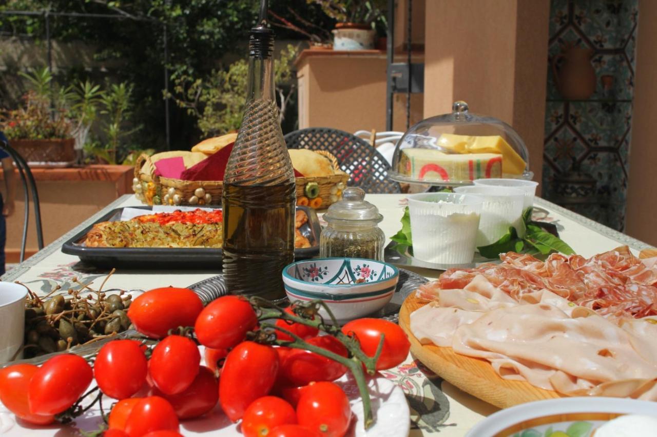 Villa Lea Мондело Екстериор снимка